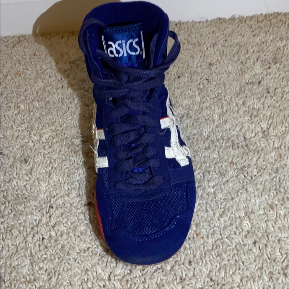 ASICS wrestling shoes